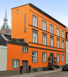 Pension Altstadt Mönch in top Lage Preis inclusive 5 Prozent Bettensteuer und Frühstück Stralsund